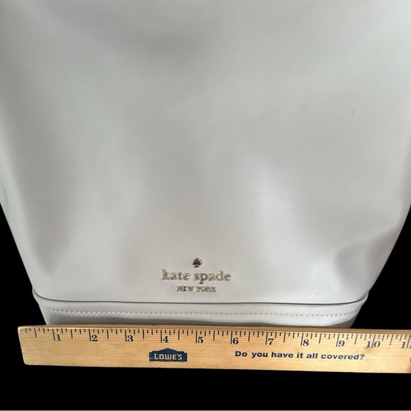 Kate Spade Classic Gray Shoulder Bag - Picture 6 of 7